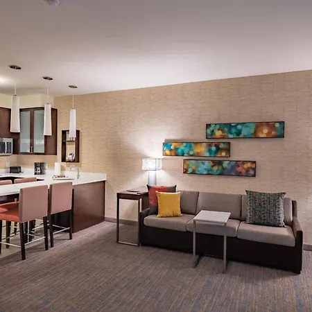 Residence Inn By Marriott Dallas At The Canyon